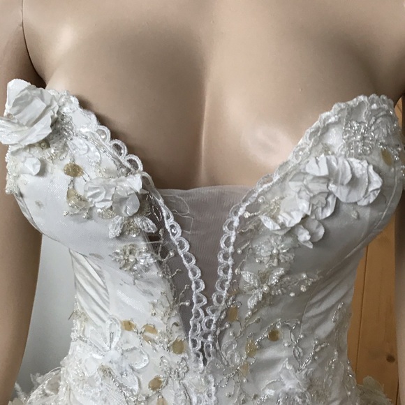 European Wedding gown euro 38. US 8 - Picture 6 of 12